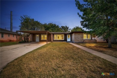 San Marcos River - Caldwell County Home For Sale in Luling Texas