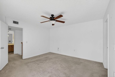 Spacious and well kept town home featuring a newer (2022) AC - photo 17