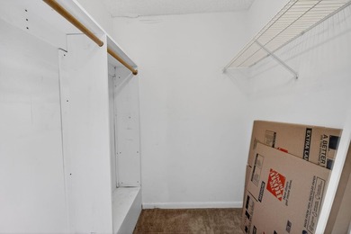 Spacious and well kept town home featuring a newer (2022) AC - photo 18