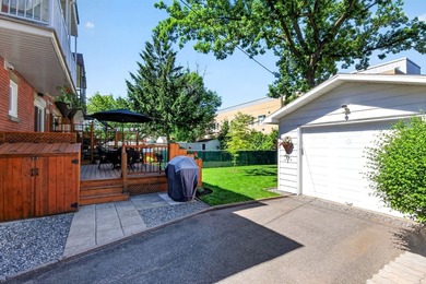 Ce triplex impeccable, entretenu avec le plus grand soin au fil - photo 49
