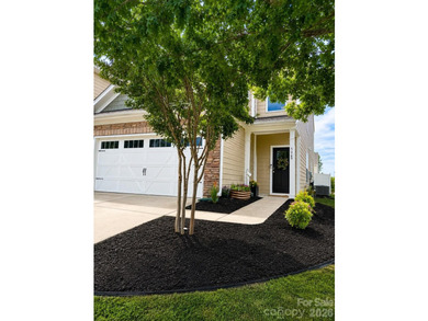 Stunning End-Unit Townhome in Walnut Creek with Main-Level - photo 4