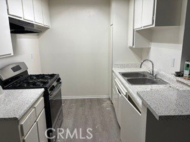 801 S Lyon #A110 - photo 5