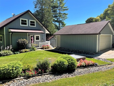 This Well Maintained Chalet Has Some Beautiful Panoramic Views - photo 15