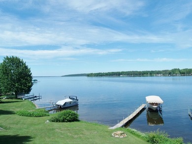 This Well Maintained Chalet Has Some Beautiful Panoramic Views - photo 17