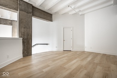 Experience urban living at its finest in this stylish 2-bedroom