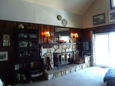This Well Maintained Chalet Has Some Beautiful Panoramic Views - photo 19