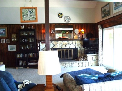 This Well Maintained Chalet Has Some Beautiful Panoramic Views - photo 21