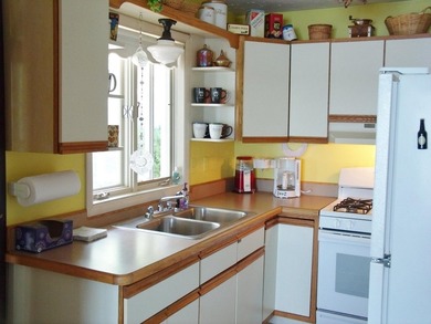This Well Maintained Chalet Has Some Beautiful Panoramic Views - photo 26