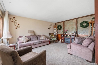 Welcome to this spacious 5-bedroom, 2-full-bath Colonial - photo 3
