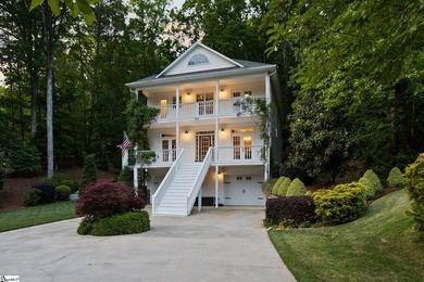 A covered deeded boat slip within walking distance. An 18 hole - photo 1
