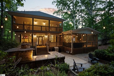A covered deeded boat slip within walking distance. An 18 hole - photo 4