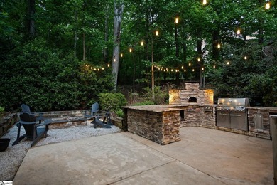 A covered deeded boat slip within walking distance. An 18 hole - photo 5