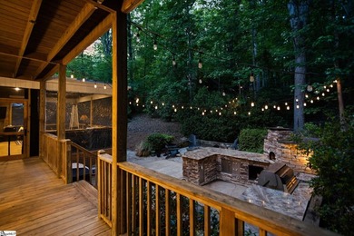 A covered deeded boat slip within walking distance. An 18 hole - photo 6
