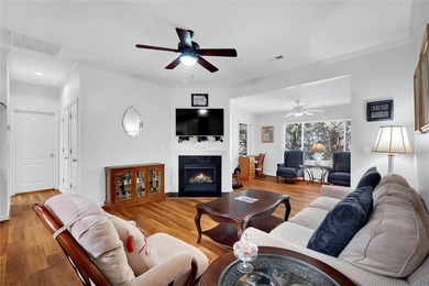 Welcome to this move in ready townhome located in the desirable