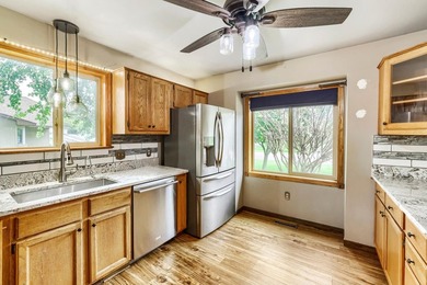 New Photos coming soon! Welcome to this beautifully maintained - photo 6