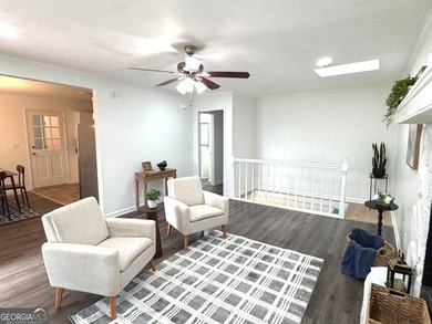 Welcome to this beautiful lake-view home in the desirable Norris - photo 4
