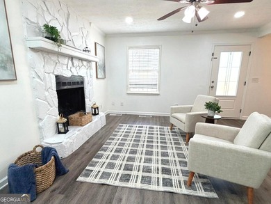 Welcome to this beautiful lake-view home in the desirable Norris - photo 6