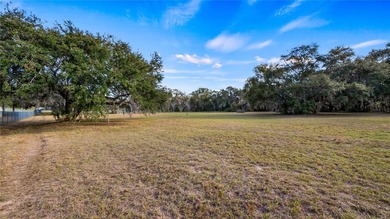 PRICED TO SELL!! ATTENTION BUILDERS and HOMEOWNERS! Beautiful - photo 4