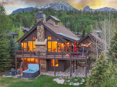 Excellent condition Fox Valley residence at The Raven, featuring - photo 35