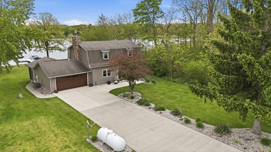 This beautifully updated 4-bedroom, 2-bath home on Barton Lake - photo 37