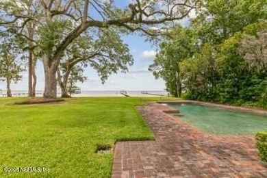 St. Johns River Home For Sale in Jacksonville Florida