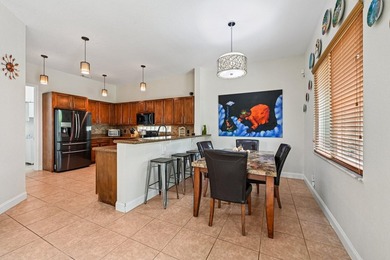 Welcome to this beautifully maintained 5 bedroom, 3 and a half - photo 12