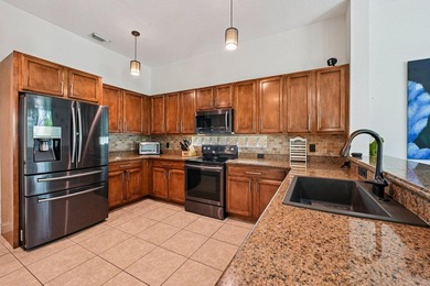 Welcome to this beautifully maintained 5 bedroom, 3 and a half - photo 13