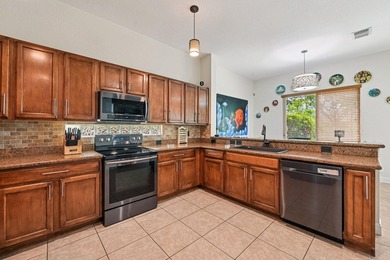 Welcome to this beautifully maintained 5 bedroom, 3 and a half - photo 14