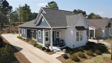 Perfectly positioned along the Grand National golf course in - photo 18