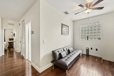 Welcome to this beautifully maintained 5 bedroom, 3 and a half - photo 21