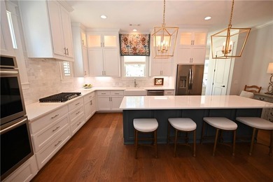 Perfectly positioned along the Grand National golf course in - photo 28