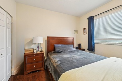 Welcome to this beautifully maintained 5 bedroom, 3 and a half - photo 28