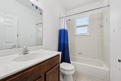 Welcome to this beautifully maintained 5 bedroom, 3 and a half - photo 34