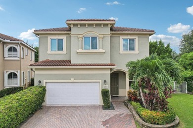 Welcome to this beautifully maintained 5 bedroom, 3 and a half - photo 48