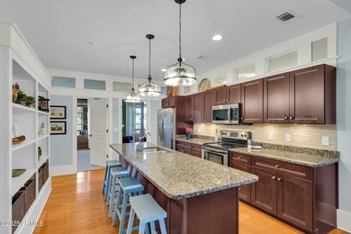 Charming 3-bedroom, 3-bath condo in the heart of Habersham - photo 10