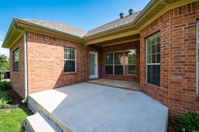 Welcome golfers! Pretty home with a great floorplan backing up - photo 44