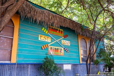The Tropics of the Islands in the Texas Hill Country. Toucan - photo 6