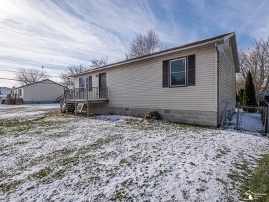 Lake Erie Home For Sale in Newport Michigan