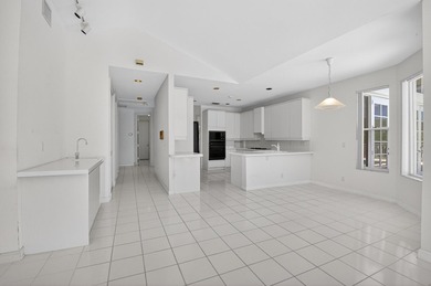 Rare opportunity in The Hamptons at Woodfield Country Club. This - photo 15