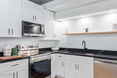 URBAN LIVING FULLY REMODELED. Ready for quick move-in! This - photo 18