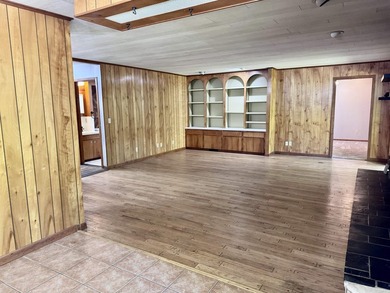 Wonderful 4BR/2BA home in a great neighborhood with a partial - photo 21