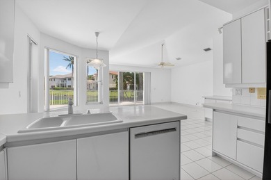 Rare opportunity in The Hamptons at Woodfield Country Club. This - photo 22