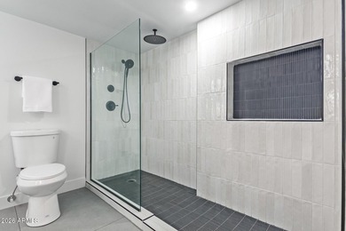 URBAN LIVING FULLY REMODELED. Ready for quick move-in! This - photo 23