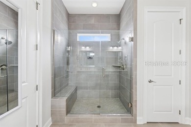 Welcome to 395 Castaway! Immaculate one-level living meets the - photo 23