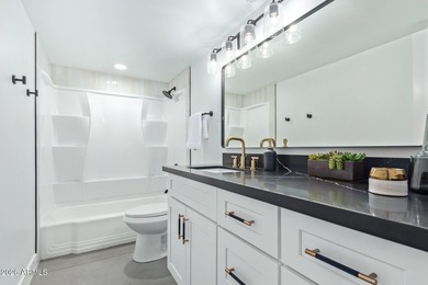 URBAN LIVING FULLY REMODELED. Ready for quick move-in! This - photo 32
