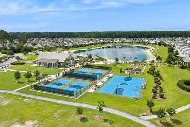 Welcome to 395 Castaway! Immaculate one-level living meets the - photo 41