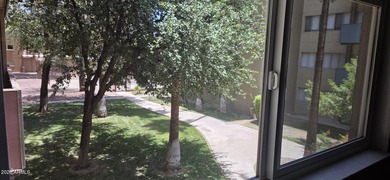 URBAN LIVING FULLY REMODELED. Ready for quick move-in! This - photo 42