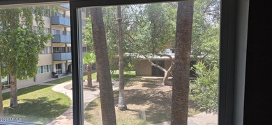 URBAN LIVING FULLY REMODELED. Ready for quick move-in! This - photo 44