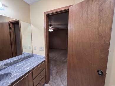 Wonderful 4BR/2BA home in a great neighborhood with a partial - photo 46