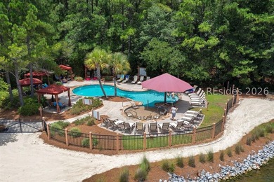 Welcome to 395 Castaway! Immaculate one-level living meets the - photo 50